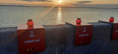 Сотрудники спортивной школы "Каскад" приняли участие в акции "Река Памяти" в г.Архангельске.