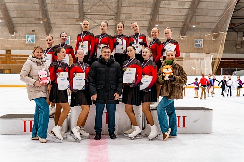 20-21 ноября 2025 г. во Дворце спорта профсоюзов г. Архангельска прошли соревнования по фигурному катанию на коньках " Первенство города Архангельска".