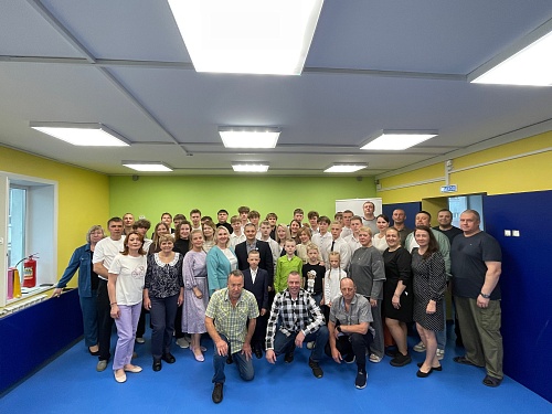 Сегодня в нашей спортивной школе прошло особенно трогательное и вдохновляющее событие – праздник, посвящённый выпускникам.