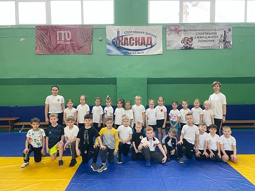 На базе спортивной школы Каскад состоялся прием нормативов испытаний комплекса ГТО