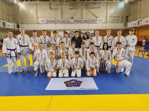 7-8 декабря в г. Великом Новгороде прошёл чемпионат и первенство СЗФО по джиу-джитсу. 