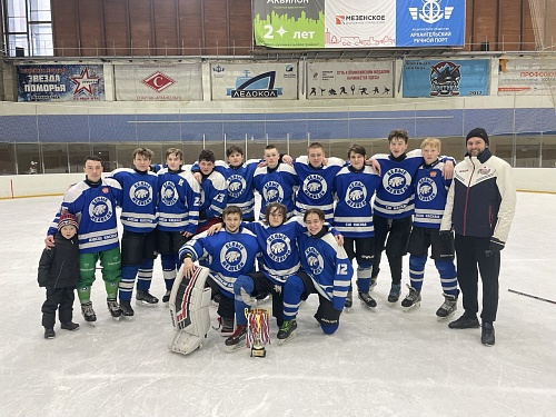 04.04 по 06.04.2025 прошел Турнир по хоккею среди мужских команд «ФАКЕЛ CUP», приуроченный к празднованию 80-летию Победы. 