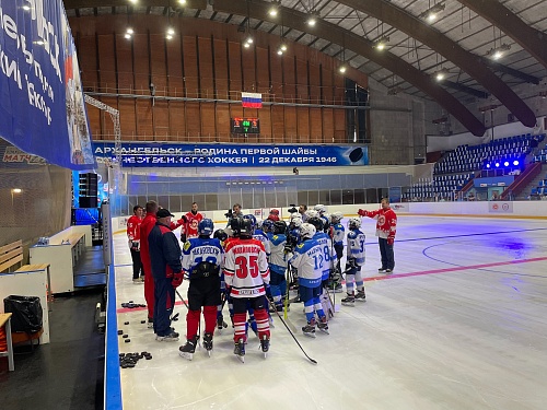 Мастер-классы от легенд хоккея – это всегда мощный стимул для юных спортсменов! 