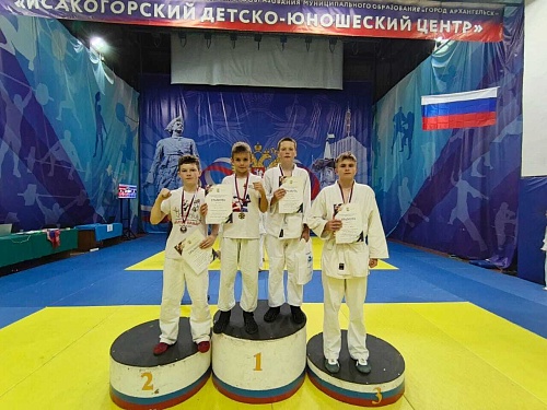 20 сентября прошло Первенство и Чемпионат города Архангельска по рукопашному бою. 